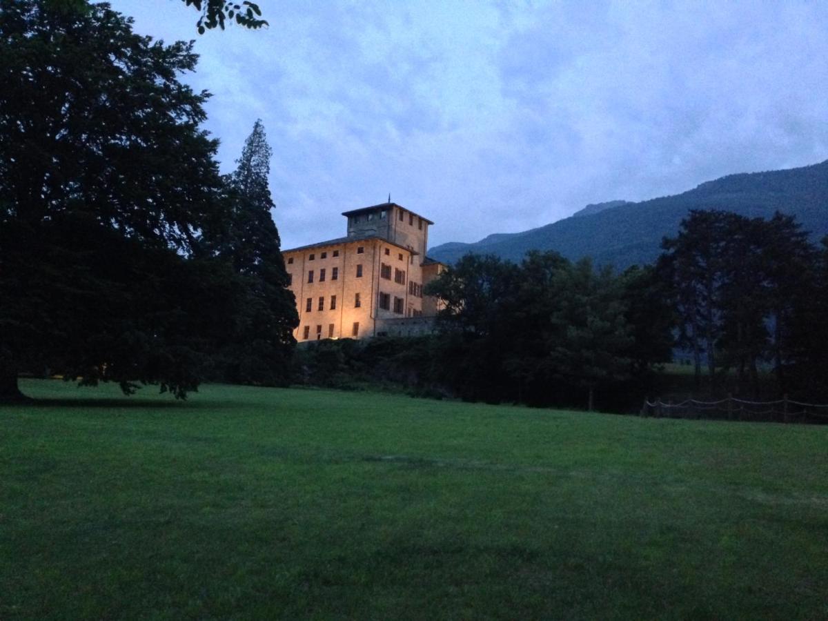 Au Coin Du Chateau Chatillon Bagian luar foto